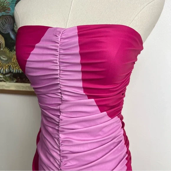 Tiger Mist Pink Fever Samira Strapless Mini Dress in Macro Print Medium - Picture 8 of 11